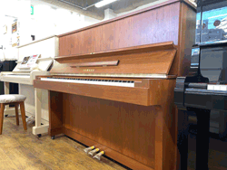 名古屋のピアノ専門店 親和楽器 茶屋ヶ坂 新館ショールーム 電子ピアノから本場ヨーロッパピアノまで展示
